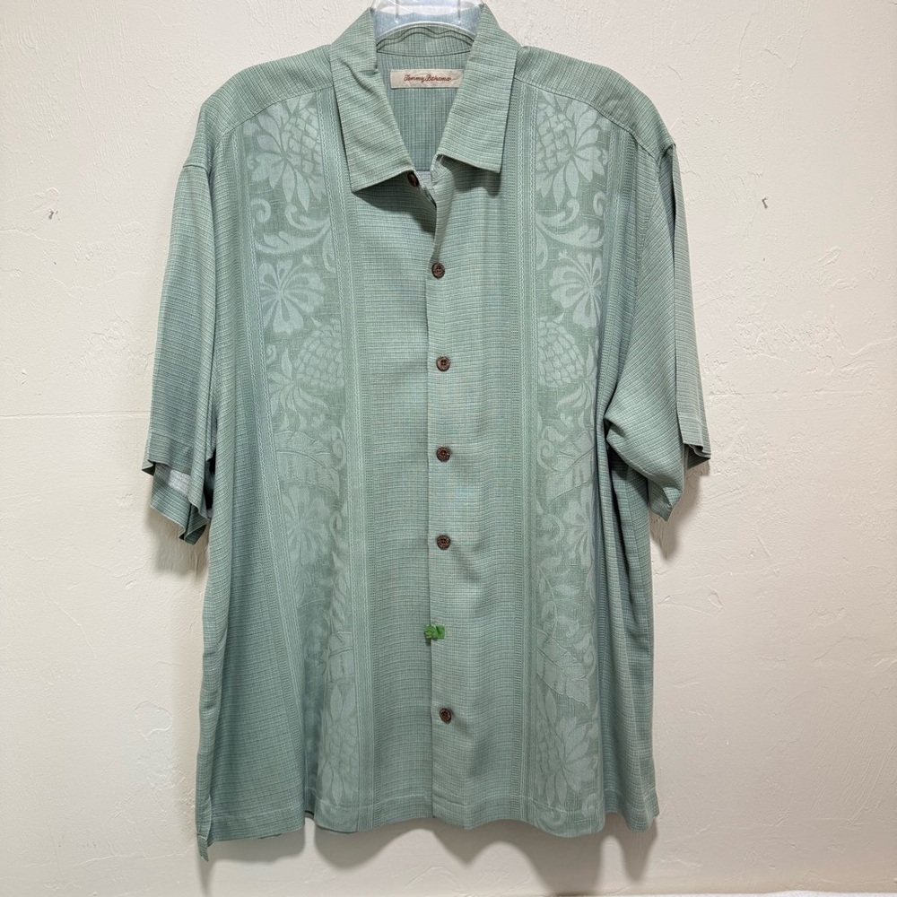 Tommy Bahama Silk Hawaiian Bowling Shirt Key Lime Green floral textured XL